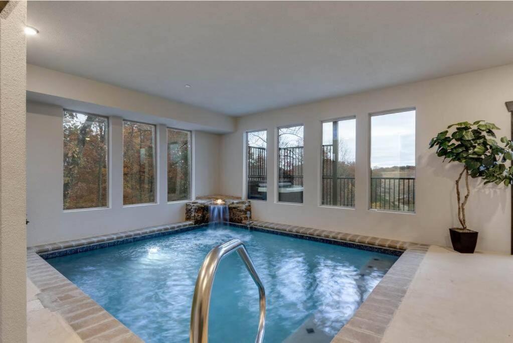 Blue Moon Ridge: Brand New Cabin! 5 Bedrooms, Pool/Hot Tub, Theatre Pigeon Forge Exterior foto