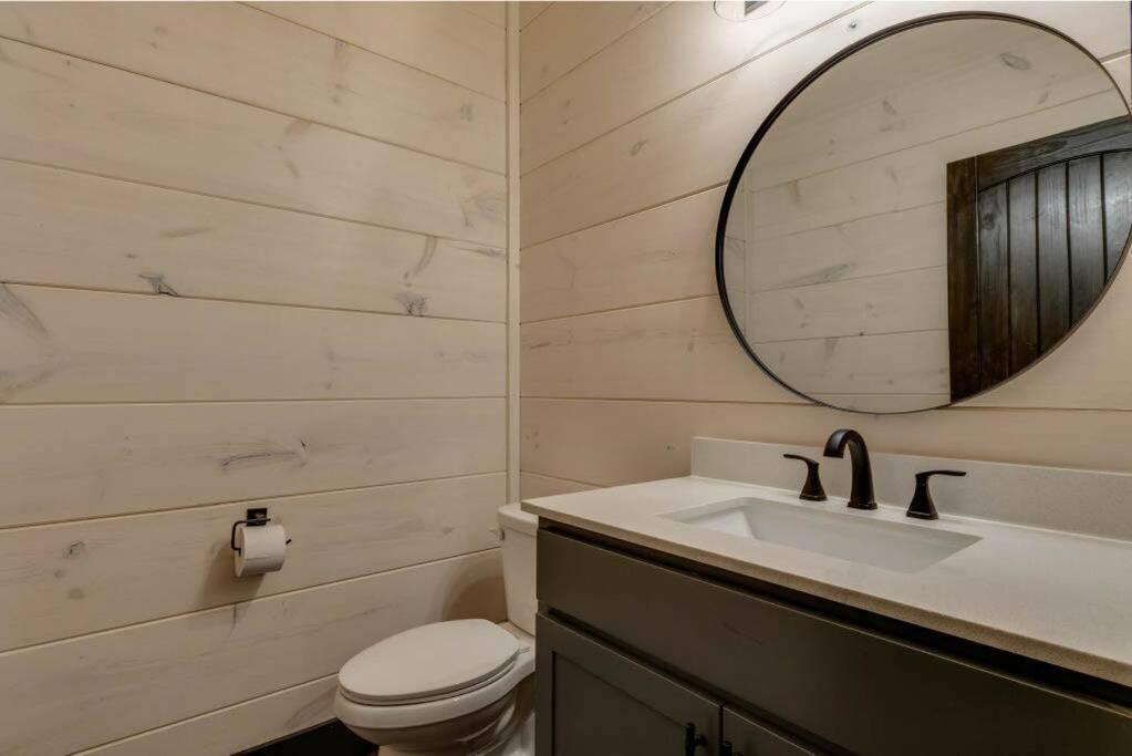 Blue Moon Ridge: Brand New Cabin! 5 Bedrooms, Pool/Hot Tub, Theatre Pigeon Forge Exterior foto